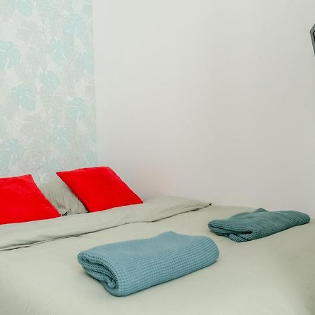 Lavie Maison Eiffel Ac Hot Tub Paris Exterior foto