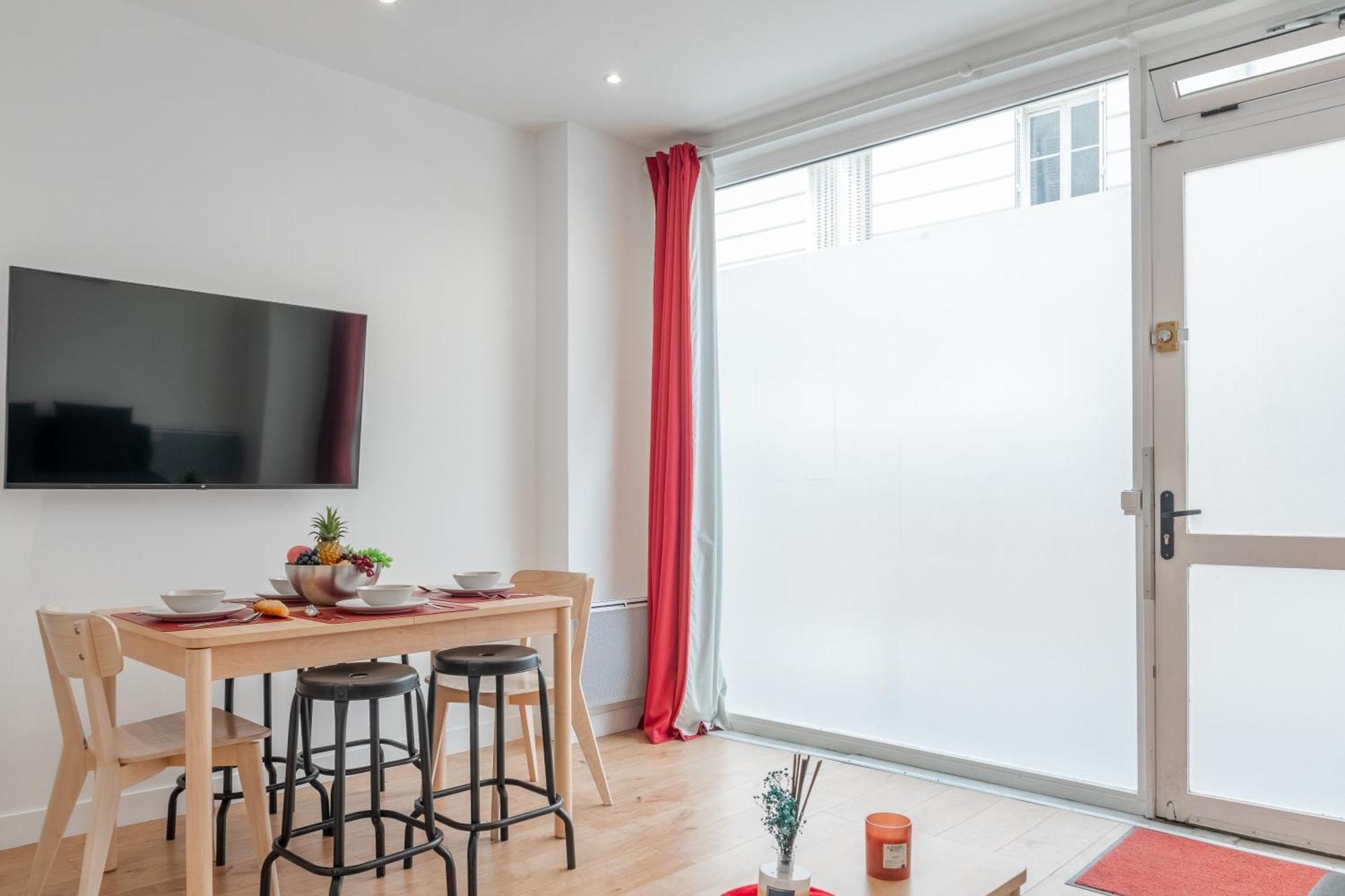 Lavie Maison Eiffel Ac Hot Tub Paris Exterior foto